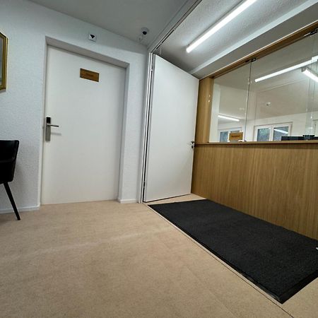 Business Hotel Riverside Duggingen Eksteriør billede