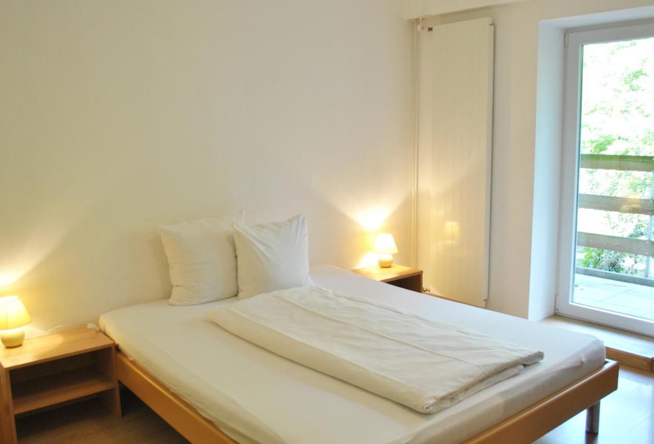 Business Hotel Riverside Duggingen Eksteriør billede